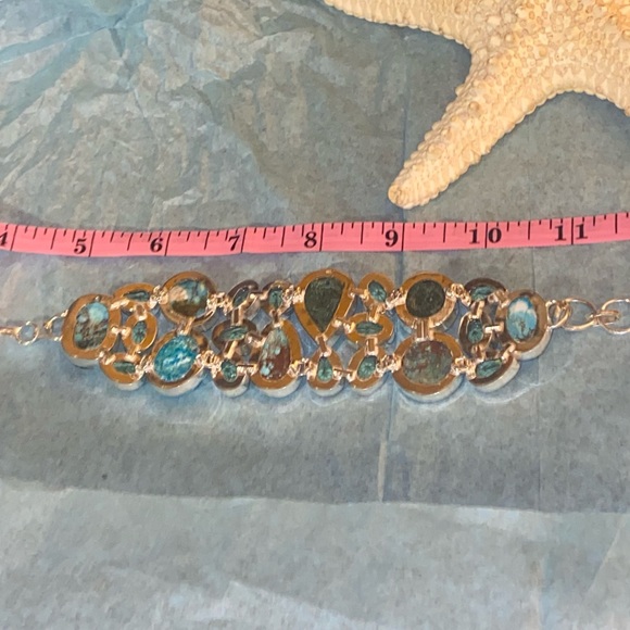 Tibetan Turquoise + Peridot gem cluster statement cuff - Picture 10 of 10